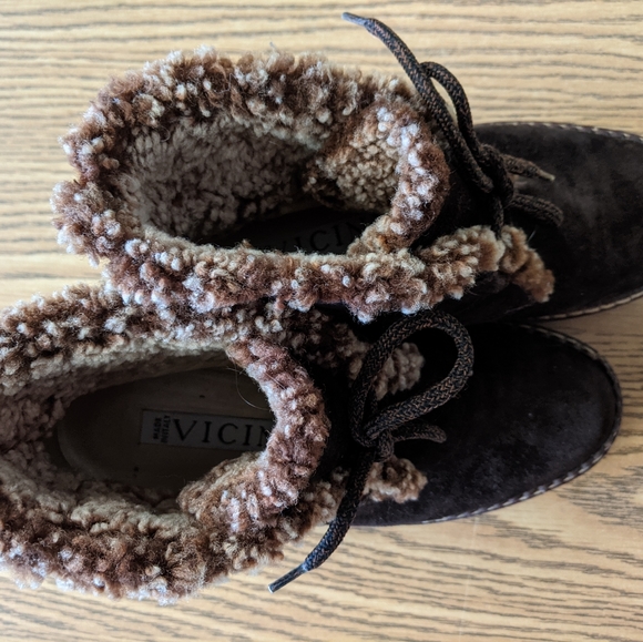 Vicini Shoes Fur lined Suede Ankle Boots - Picture 7 of 11